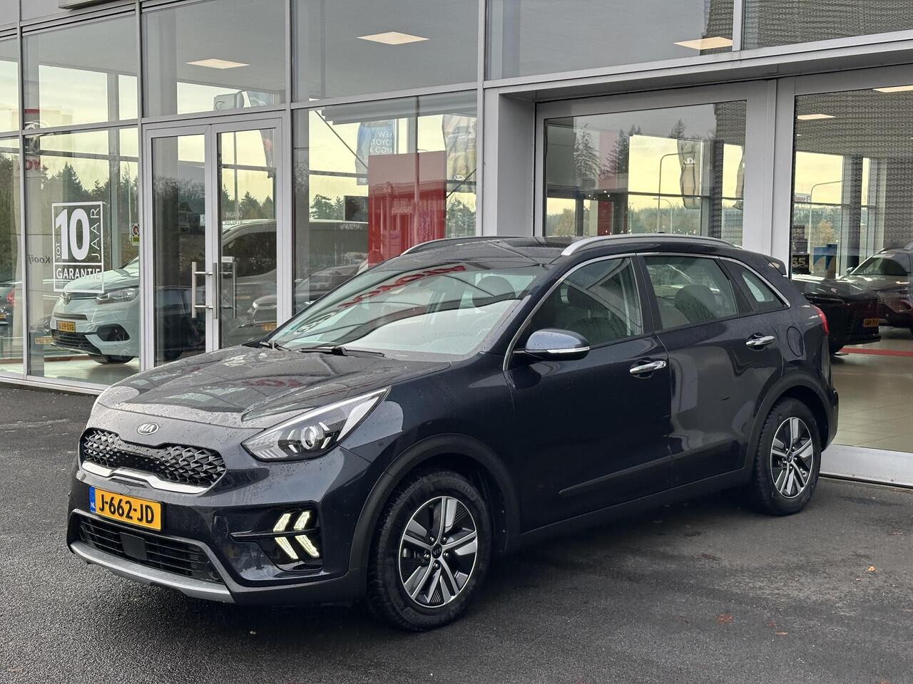 KIA Niro 1.6 GDi Hybrid DynamicLine Trekhaak | Navigatie | Adaptieve cruise control | Climate control | Achteruitrij camera | Automaat | NL-auto & boekjes compleet!