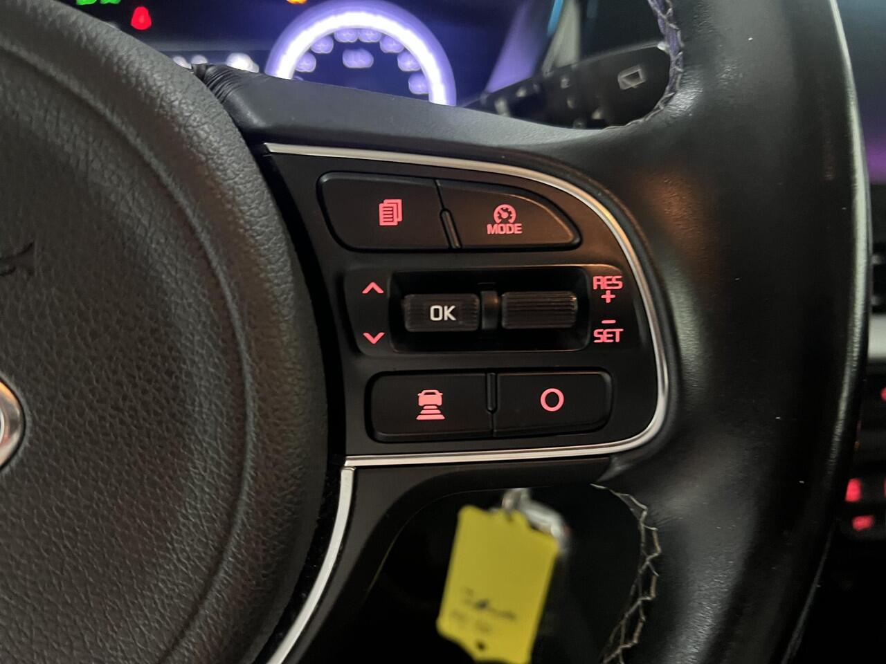 KIA Niro 1.6 GDi Hybrid DynamicLine Apple Carplay/Android Auto, Navigatie, Camera.