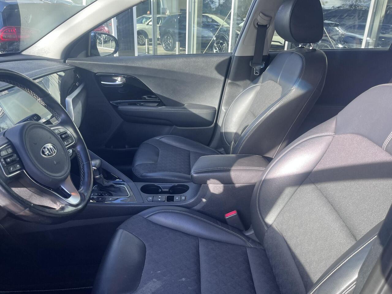 KIA Niro 1.6 GDi Hybrid DynamicPlusLine Navigatie | Lmv | Stoel- & stuurverwarming | Afneembare Trekhaak | 1e eigenaar | Dealer onderhouden!!