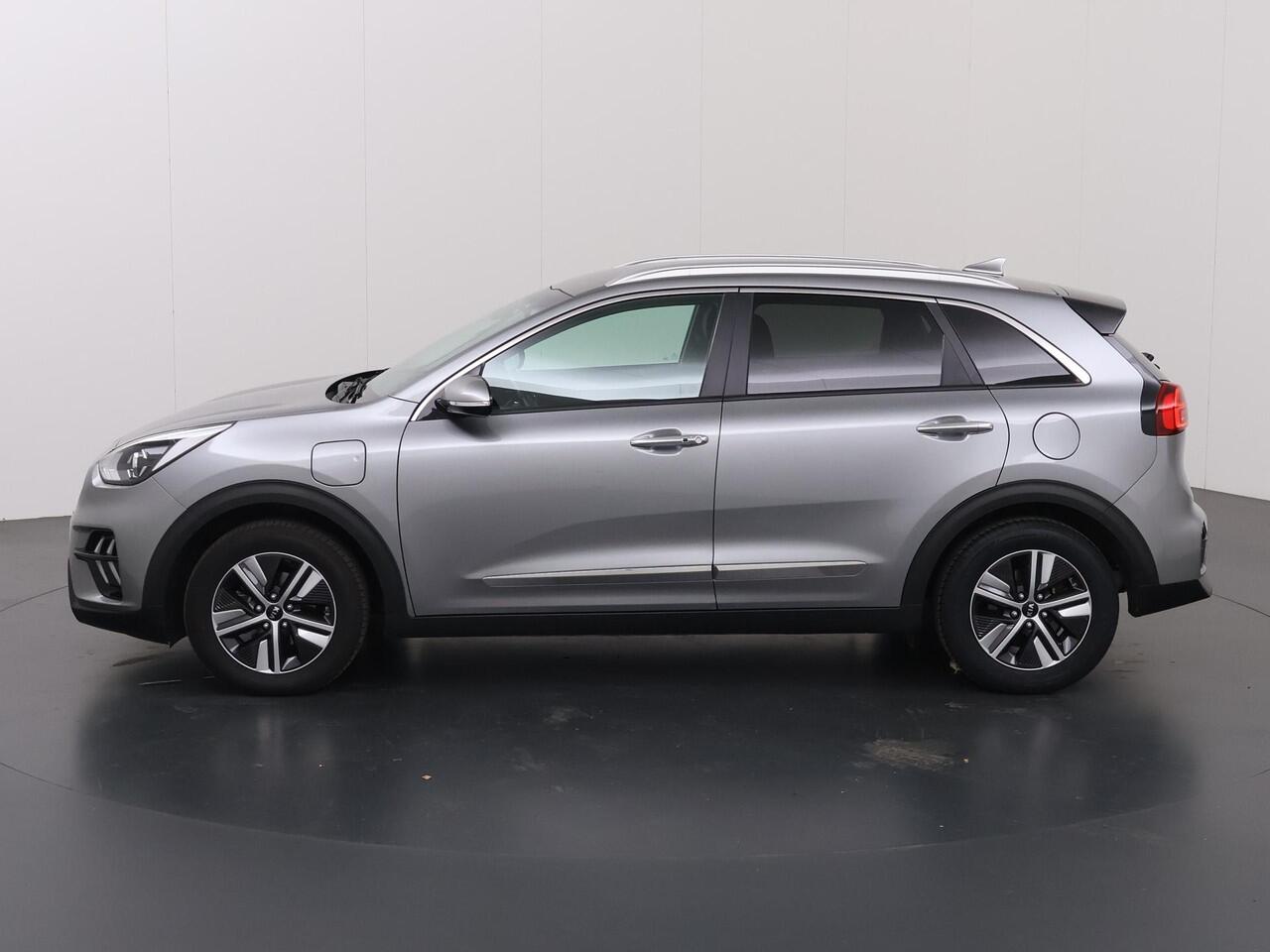 KIA Niro 1.6 GDi PHEV DynamicPlusLine | Lederen Bekleding | Stoel/Stuurwielverwarming | Keyless Go | Dodehoekdetectie | LED Koplampen |