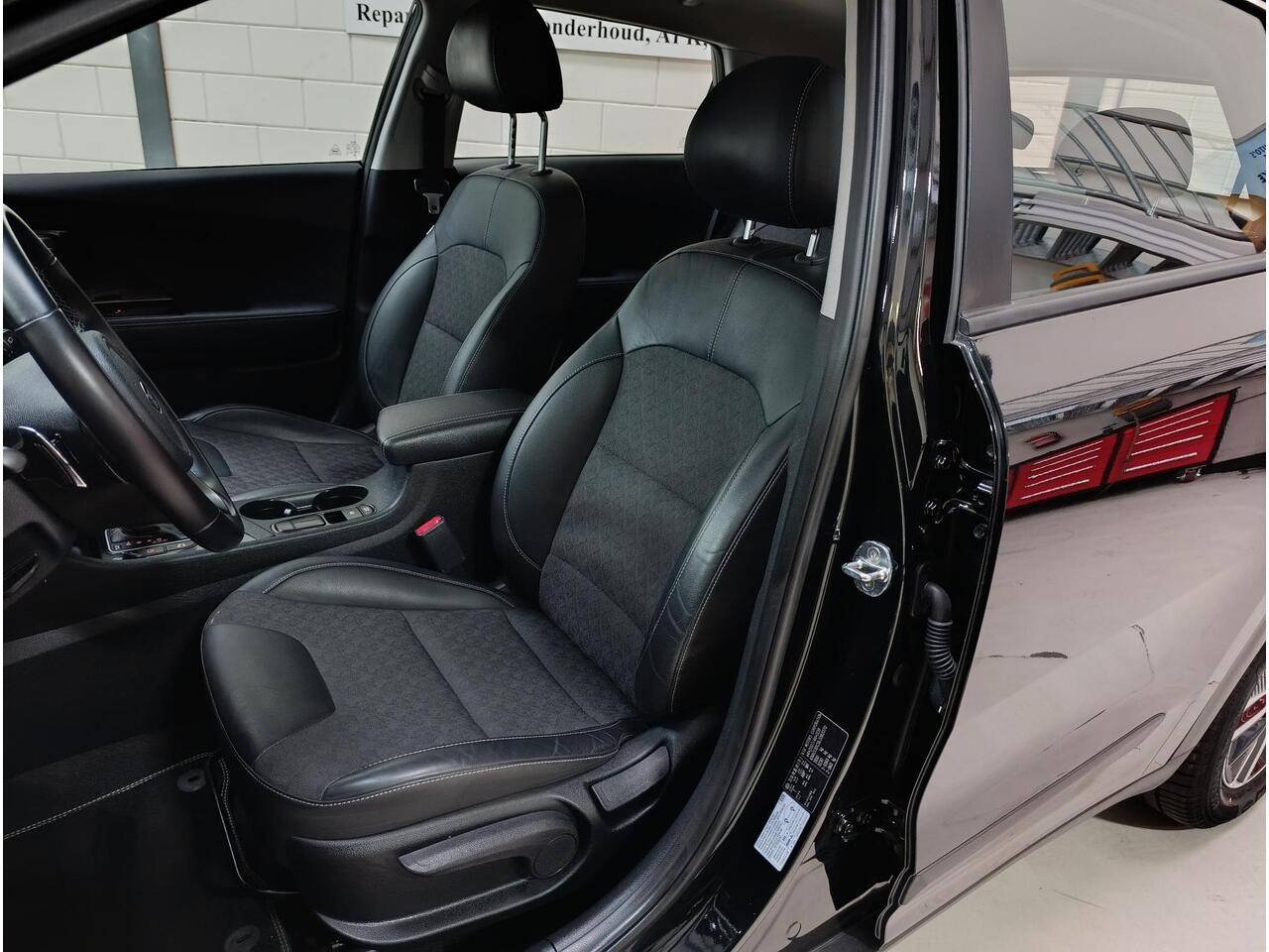 KIA Niro 1.6 GDi Hybrid DynamicLine Airco (automatisch) | Lmv | Pdc | Navi | Cv op afstand