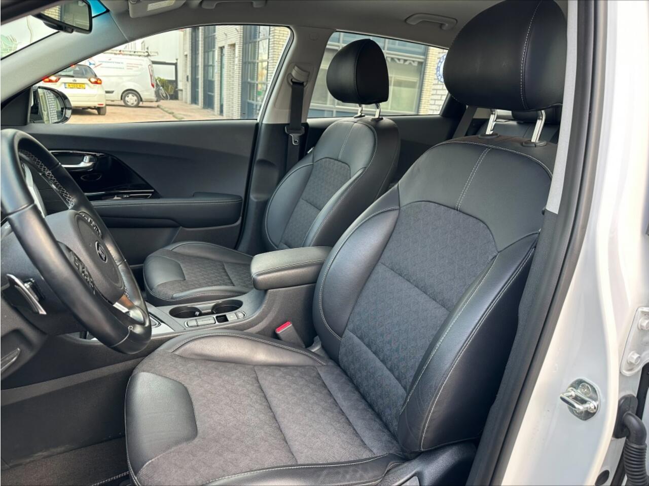 KIA Niro 1.6i Hybrid DynamicLine +CERTIFIED USED+