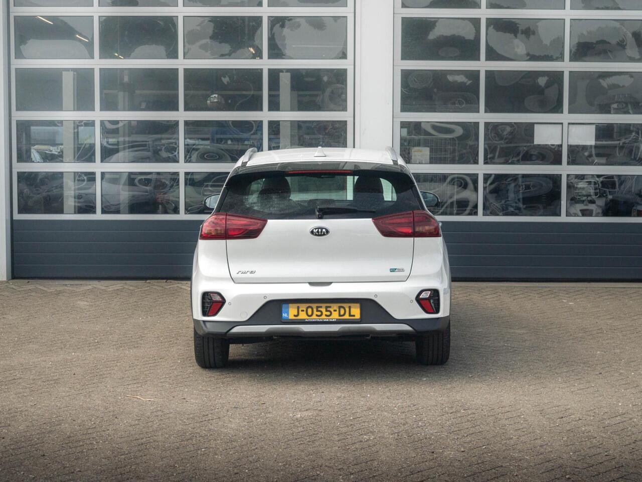 KIA Niro 1.6 GDi Hybrid DynamicLine l navigatie l achteruitrij camera l parkeersensoren l