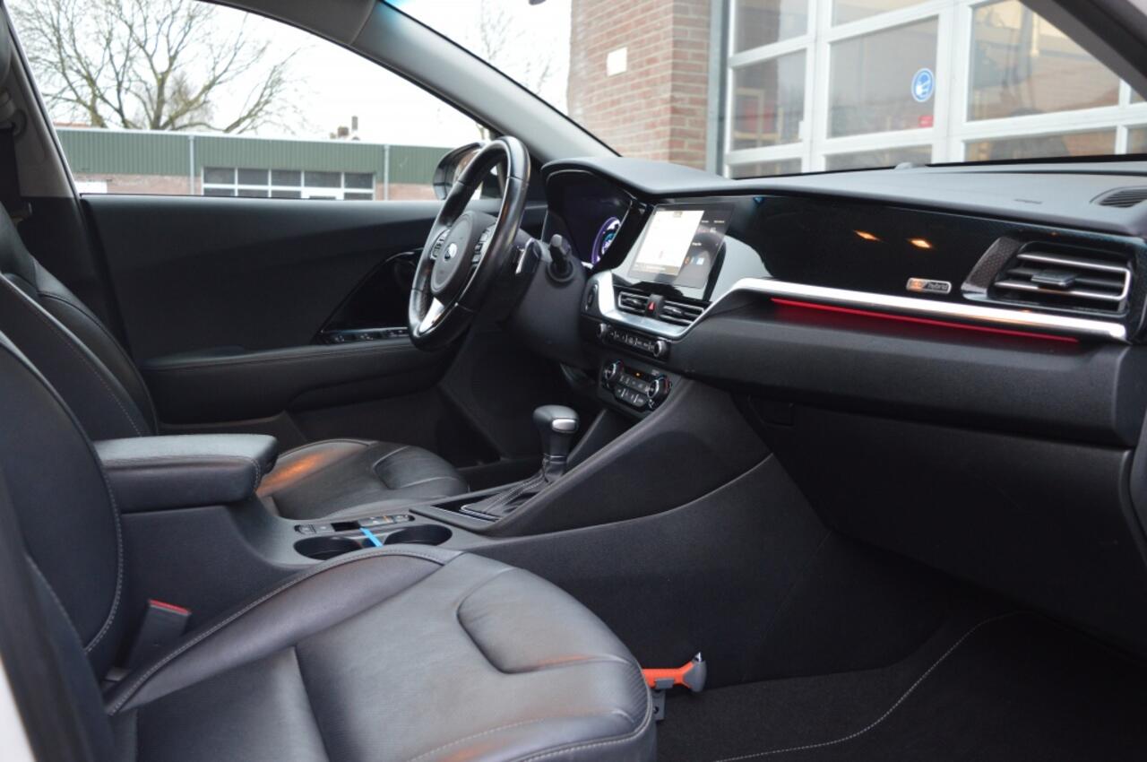 KIA Niro 1.6 GDi Dynamic | HYBRIDE - CAMERA - LEDER