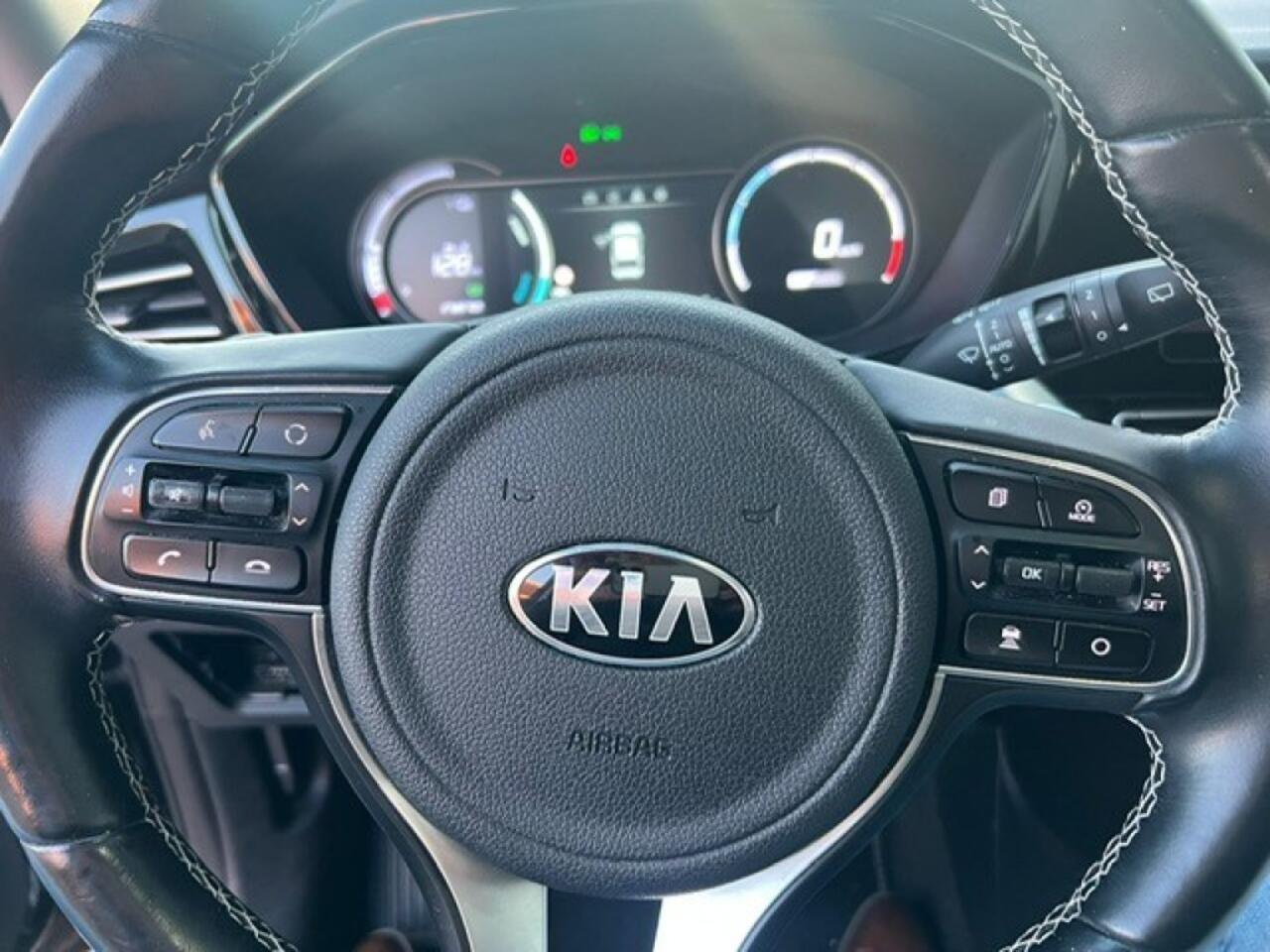 KIA Niro 1e Eigenaar, SOH 98%, Executive Line, 3 fase, 64kWh, 204 Pk, Warmtepomp, leder, JBL Navi Car play Kia dealer onderhouden