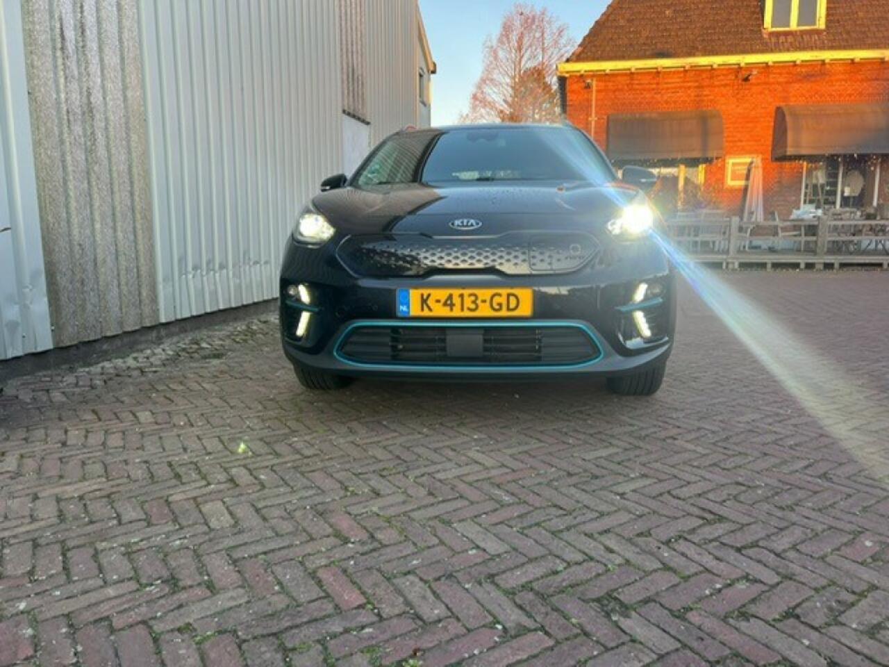 KIA Niro 1e Eigenaar, SOH 98%, Executive Line, 3 fase, 64kWh, 204 Pk, Warmtepomp, leder, JBL Navi Car play Kia dealer onderhouden