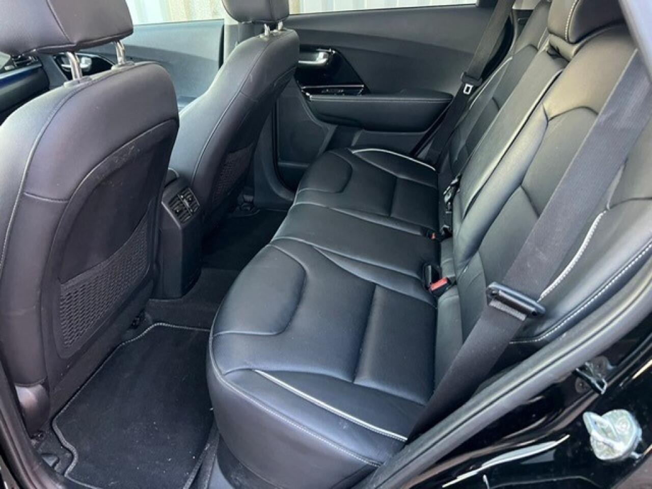 KIA Niro 1e Eigenaar, SOH 98%, Executive Line, 3 fase, 64kWh, 204 Pk, Warmtepomp, leder, JBL Navi Car play Kia dealer onderhouden