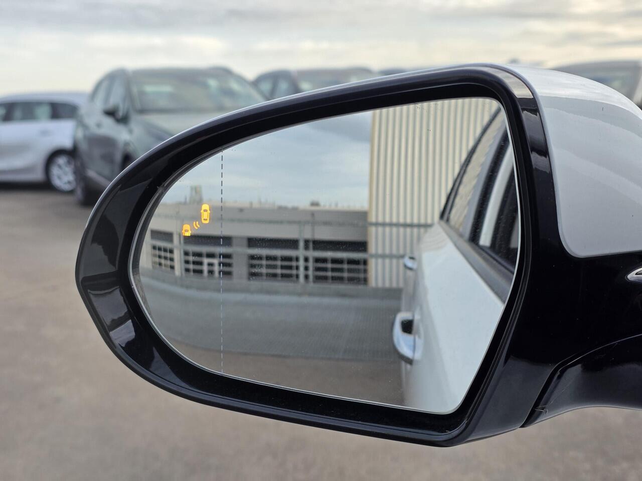 KIA Niro 1.6 GDi Hybrid DynamicPlusLine Trekhaak, dodehoek detectie, parkeersensoren, keyless, stoel- & stuurwiel verwarmd, navigatie, Apple CarPlay/Android Auto, auto vol luxe!