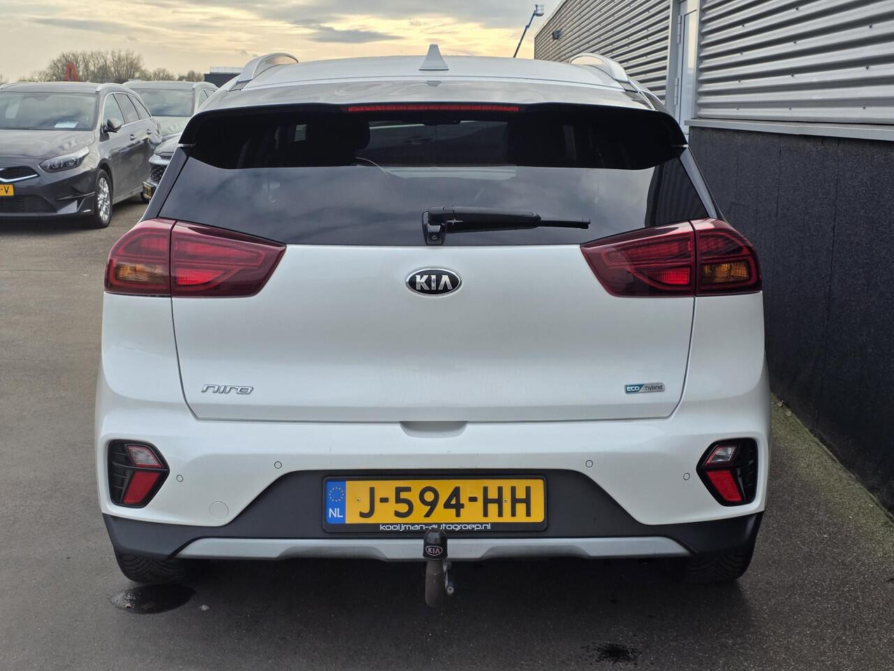 KIA Niro 1.6 GDi Hybrid DynamicPlusLine Trekhaak, dodehoek detectie, parkeersensoren, keyless, stoel- & stuurwiel verwarmd, navigatie, Apple CarPlay/Android Auto, auto vol luxe!