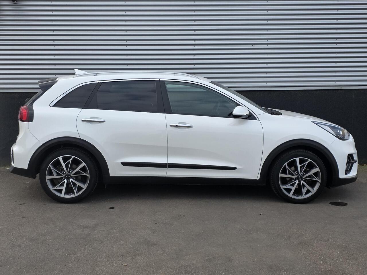 KIA Niro 1.6 GDi Hybrid DynamicPlusLine Trekhaak, dodehoek detectie, parkeersensoren, keyless, stoel- & stuurwiel verwarmd, navigatie, Apple CarPlay/Android Auto, auto vol luxe!