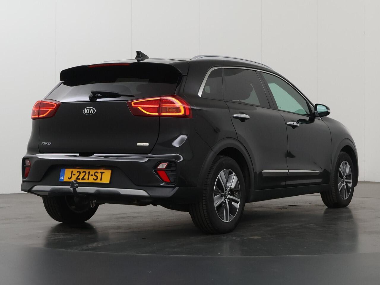 KIA Niro 1.6 GDi PHEV DynamicPlusLine | Trekhaak | SOH 100% | Navigatie | Apple CarPlay/Android Auto | Camera | DAB | Stoel/Stuurverwarming | Adaptieve Cruise Control | Rij-Hulpsysteem |