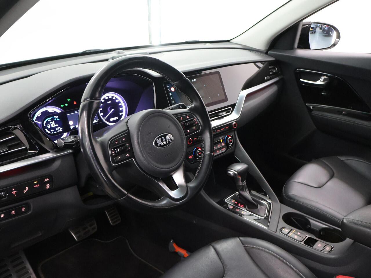 KIA Niro 1.6 GDi PHEV DynamicPlusLine | Trekhaak | SOH 100% | Navigatie | Apple CarPlay/Android Auto | Camera | DAB | Stoel/Stuurverwarming | Adaptieve Cruise Control | Rij-Hulpsysteem |