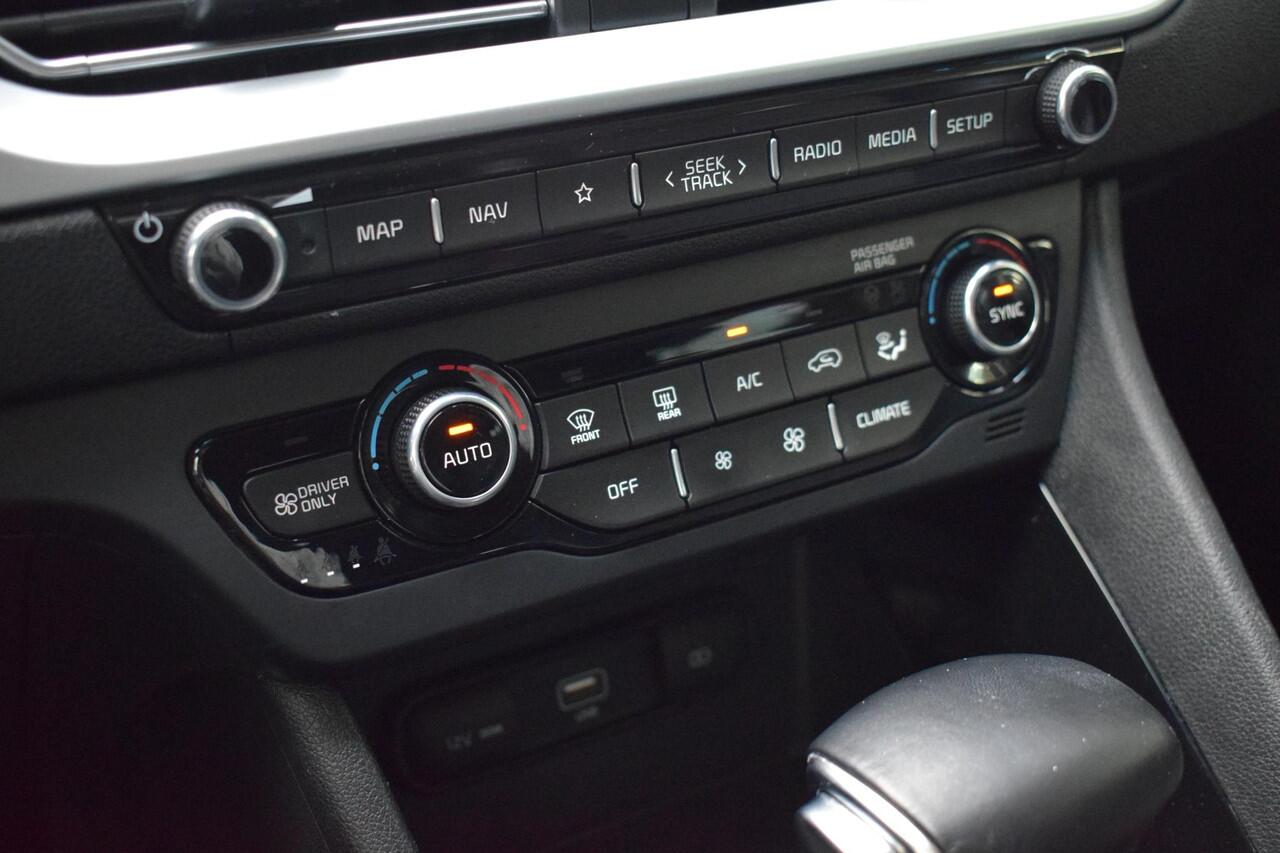 KIA Niro 1.6 GDi Hybrid DynamicLine |CAM|THAAK|NAV|ECC|PDC