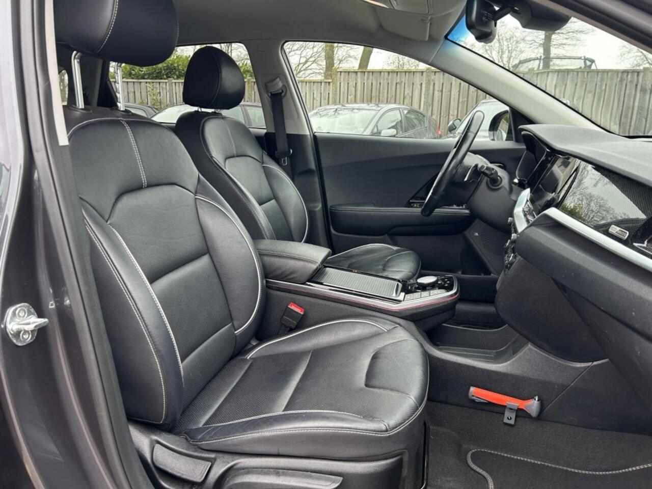 KIA Niro EXECUTIVELINE 64 KWH, Leder, JBL, Navi, Camera