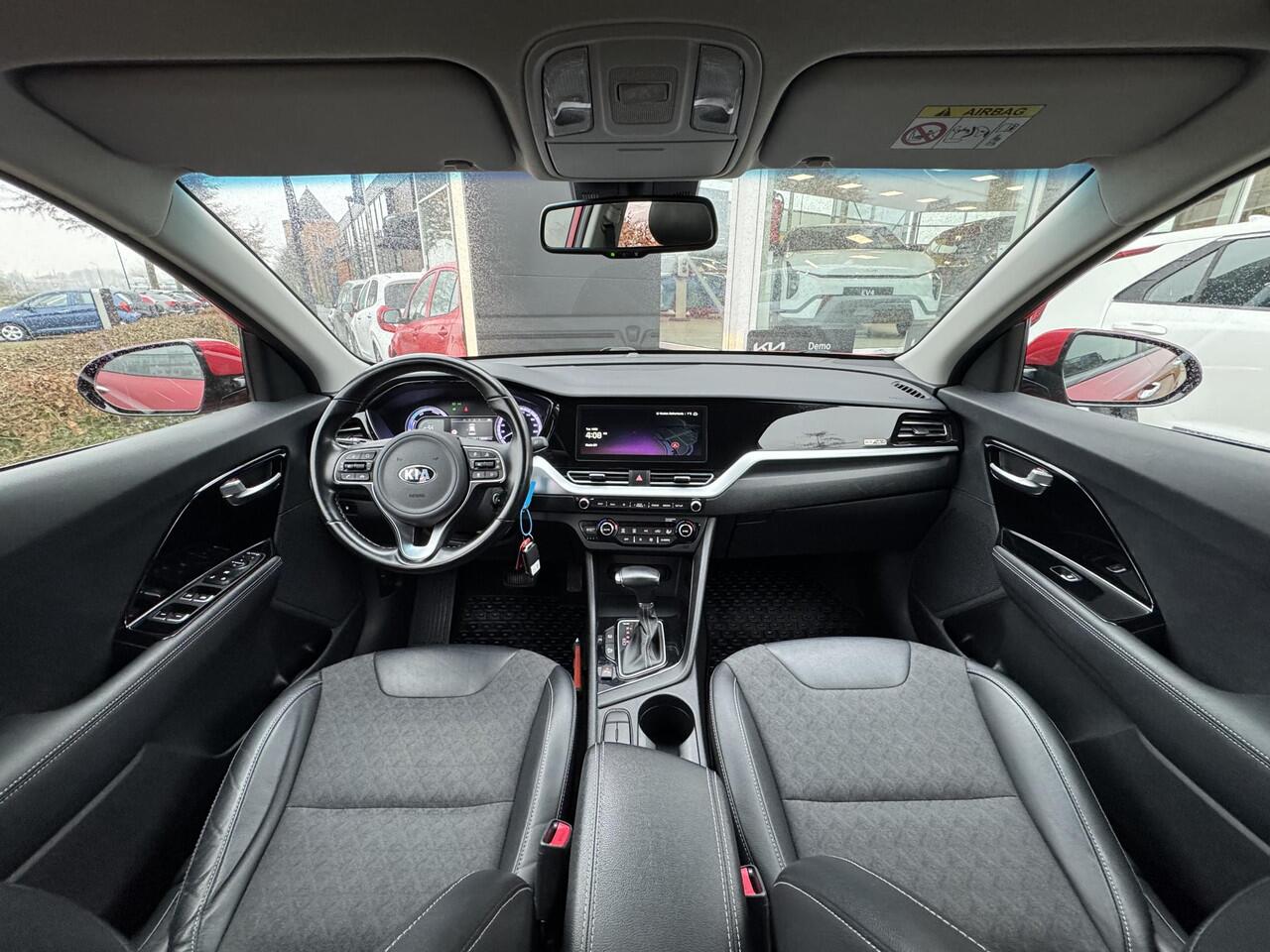 KIA Niro 1.6 GDi Hybrid DynamicLine Eerste Eigenaar, Dealeronderhouden, Trekhaak, Apple Carplay/Android Auto, Enz...