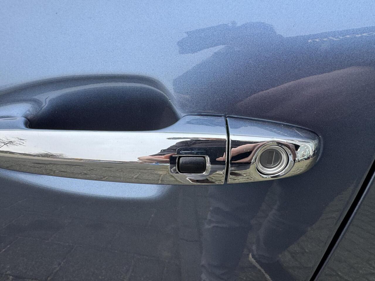 KIA Niro 1.6 GDi PHEV DynamicPlusLine Dealeronderhouden, Afneembare trekhaak, Eerste Eigenaar, Dodehoekassistentie, All Season Banden, Enz...