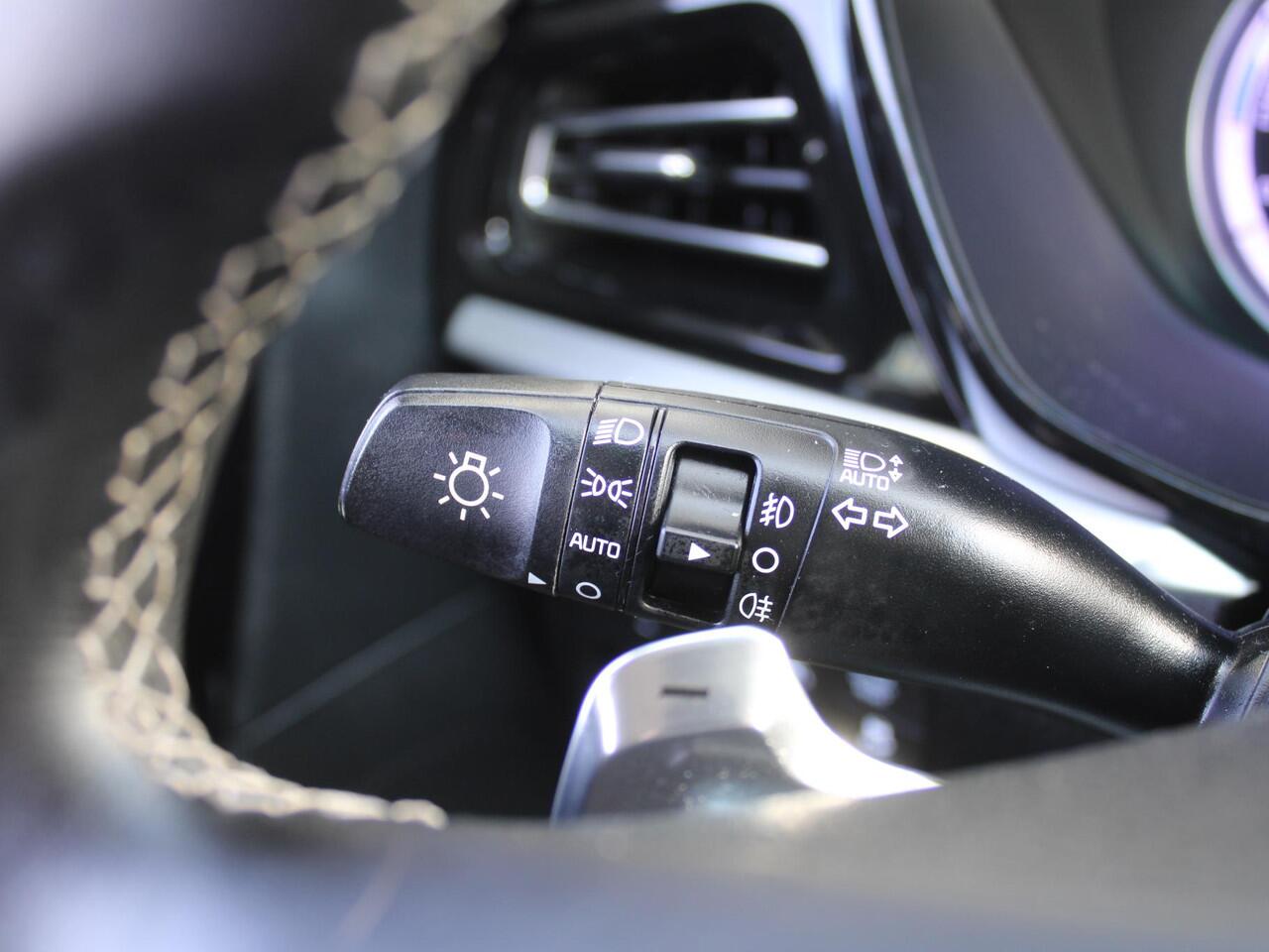 KIA Niro 1.6 GDi Hybrid DynamicLine | Trekhaak | Camera | Clima | Navi | Cruise adapt. | 16"LM | Apple Carplay/Android Auto |