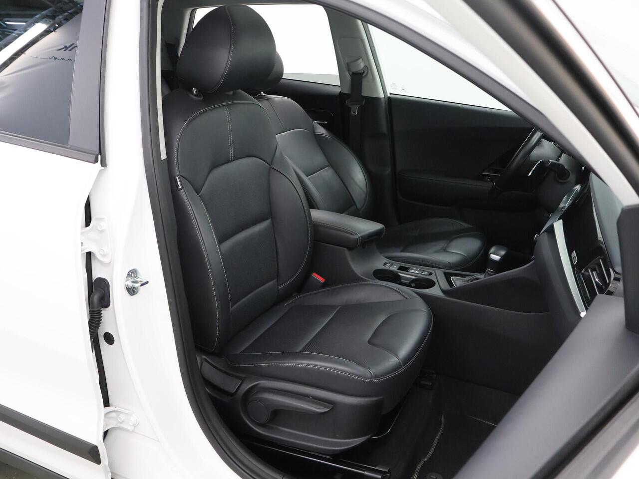 KIA Niro 1.6 GDi Hybrid ExecutiveLine | Panoramadak | Lederen Bekleding | JBL Audio | Dodehoekdetectie | Stoel/Stuurwielverwarming | Stoelventilatie | Elektrisch bedienbare bestuurdersstoel met geheugenfunctie