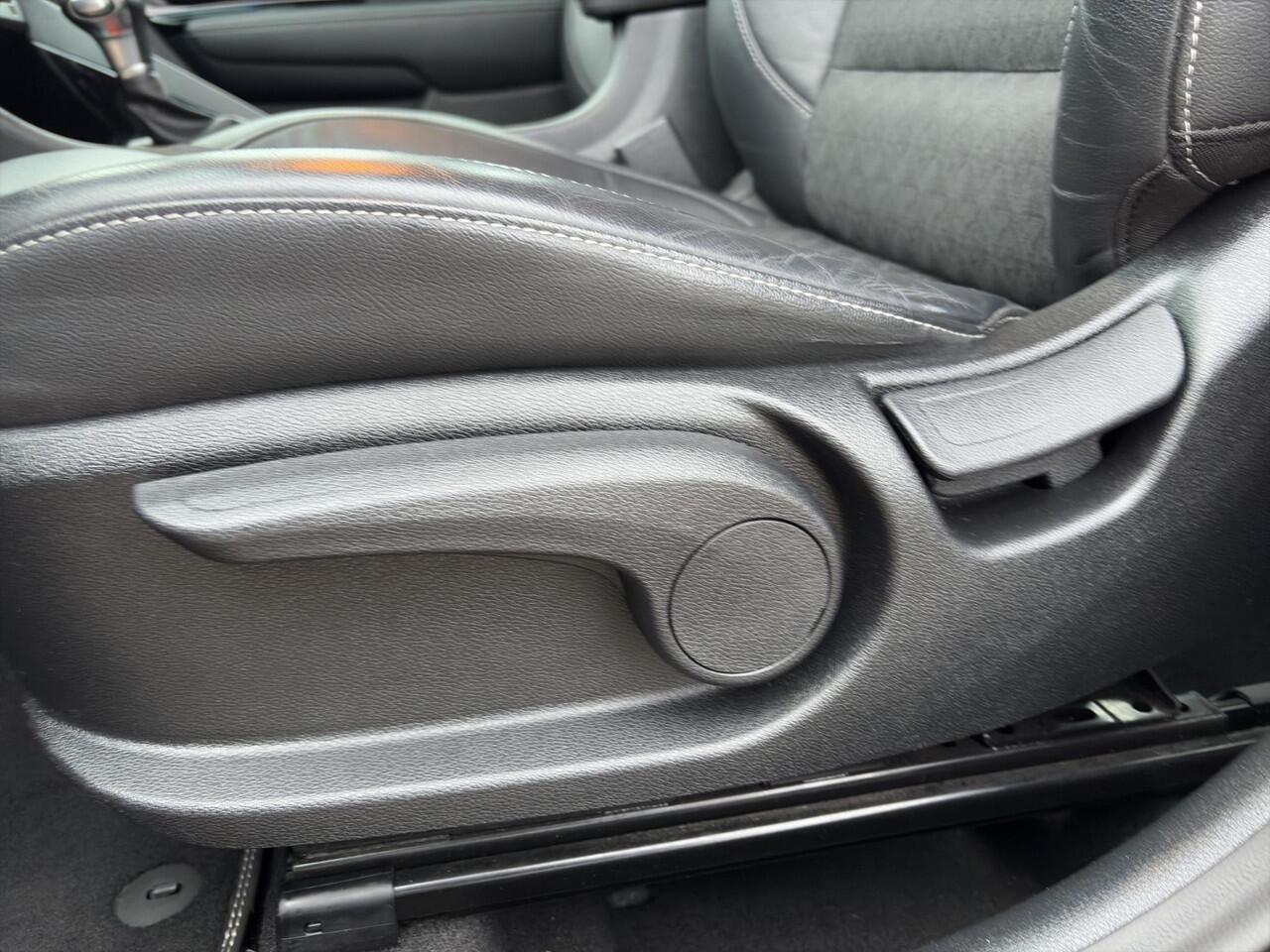 KIA Niro 1.6 GDi Hybrid DynamicLine Automaat | Camera | Cruise | Sensoren | Apple Carplay & Android Auto |