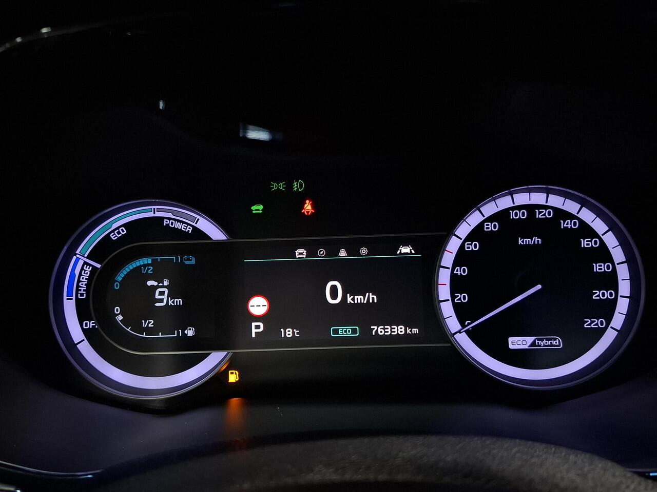 KIA Niro 1.6 GDi Hybrid DynamicPlusLine Trekhaak, Stoel en Stuur verwarming, Apple Carplay/Android Auto, Navigatie, Camera.