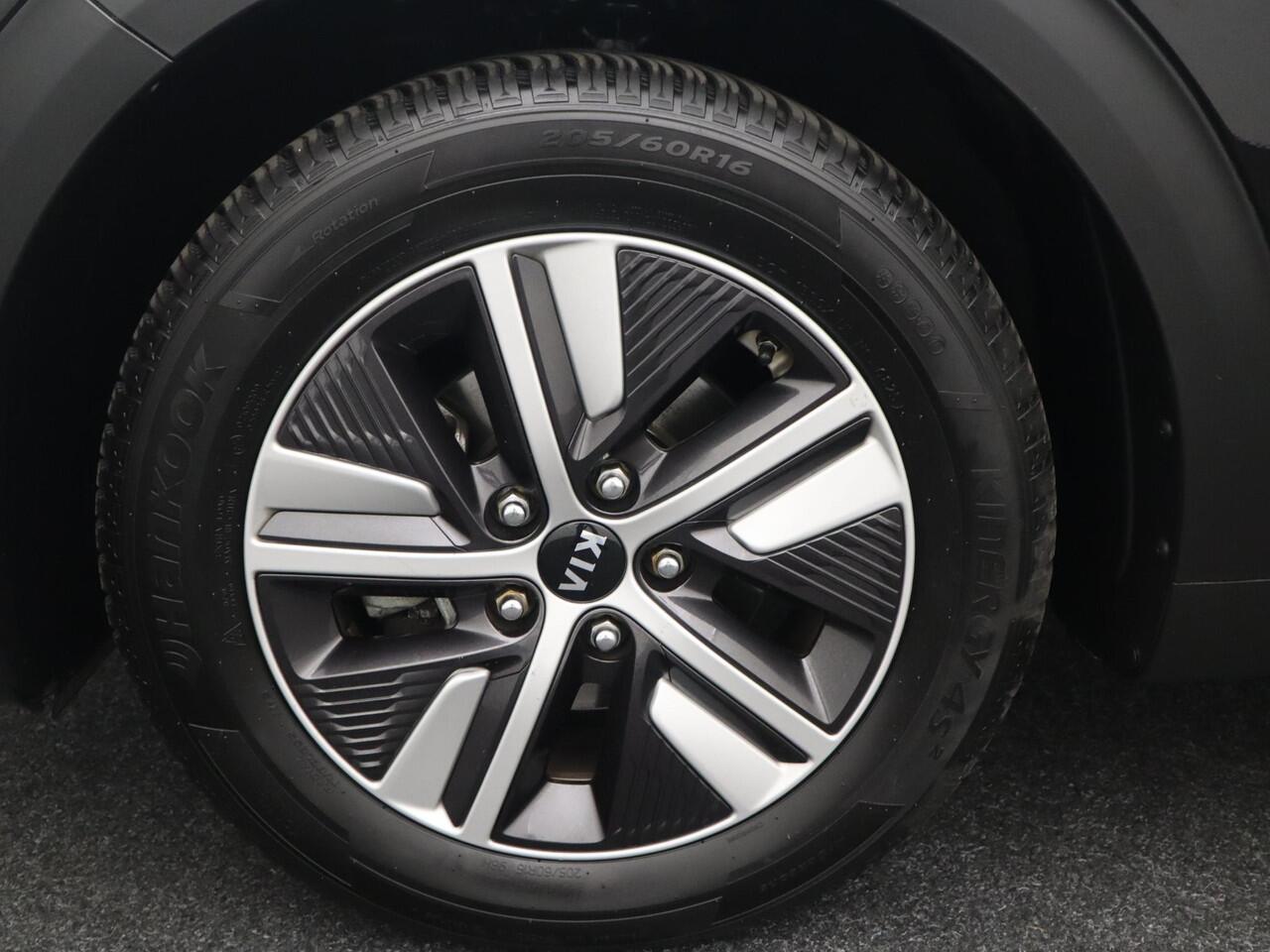 KIA Niro 1.6 GDi Hybrid DynamicLine TREKHAAK / CAMERA / CARPLAY / ACC / NAVI / CLIMA / BLUETOOTH / NL-AUTO