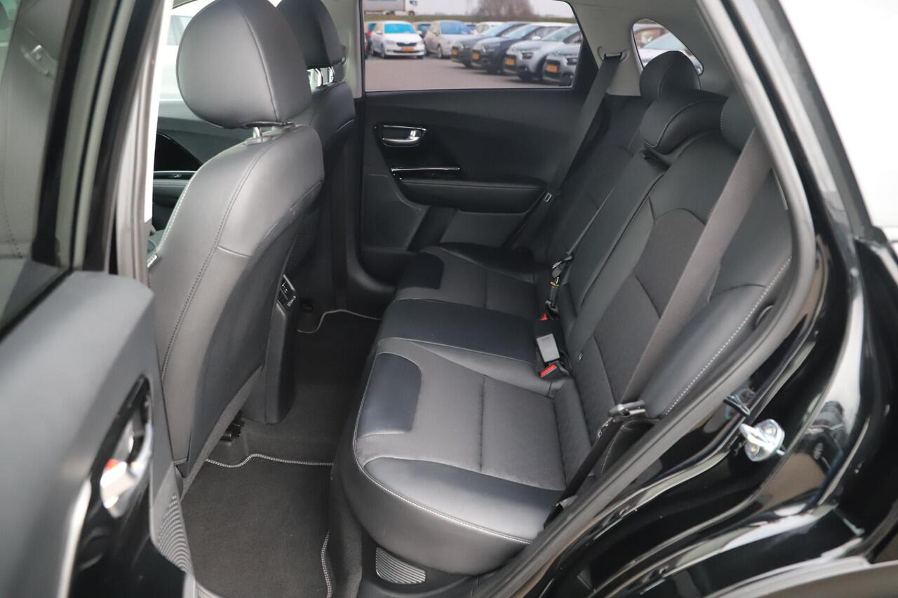KIA Niro 1.6 GDi Hybrid DynamicLine Half Leder Carplay Android Navigatie Achteruitrijcamera Climate Cruise Control Rijstrooksensor Parkeersensor