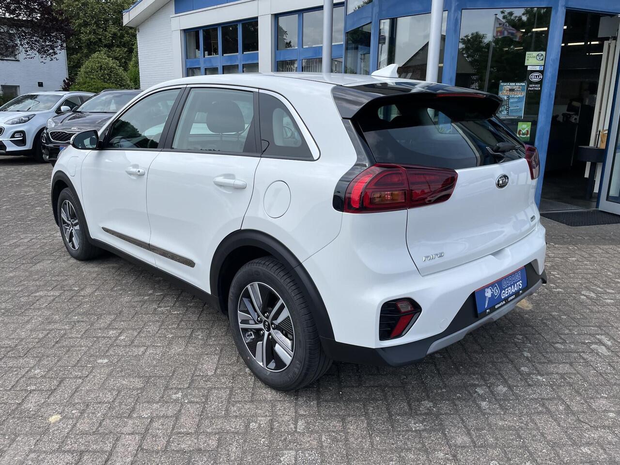 KIA Niro 1.6 GDi PHEV DynamicLine | 10 jaar garantie, 1e eigenaar, Dealer onderhouden, Apple CarPlay / Android Auto, Adapt. Cruise Control, 1300kg trekgewicht, weinig km!