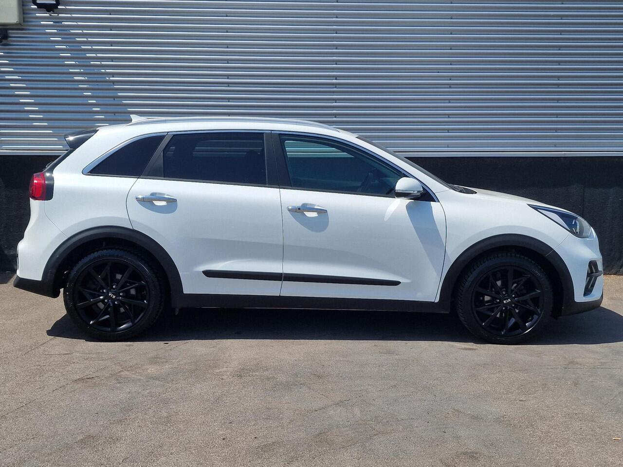 KIA Niro 1.6 GDi Hybrid Edition Navigatie, Smart Key, PDC, LMV, Adaptieve cruise control,