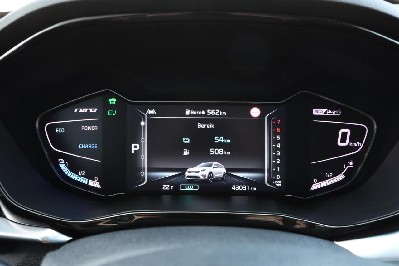 KIA Niro 1.6 GDi PHEV ExecutiveLine | Trekhaak | Leer | Schuifdak | Adaptieve cruise | Rijklaarprijs - incl.garantie