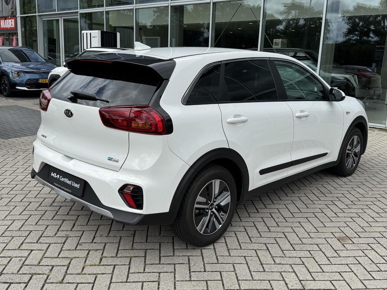 KIA Niro 1.6 GDi Hybrid ComfortLine Cruise control, achteruitrij camera, navigatie Apple CarPlay/Android Auto, automaat, hybride!