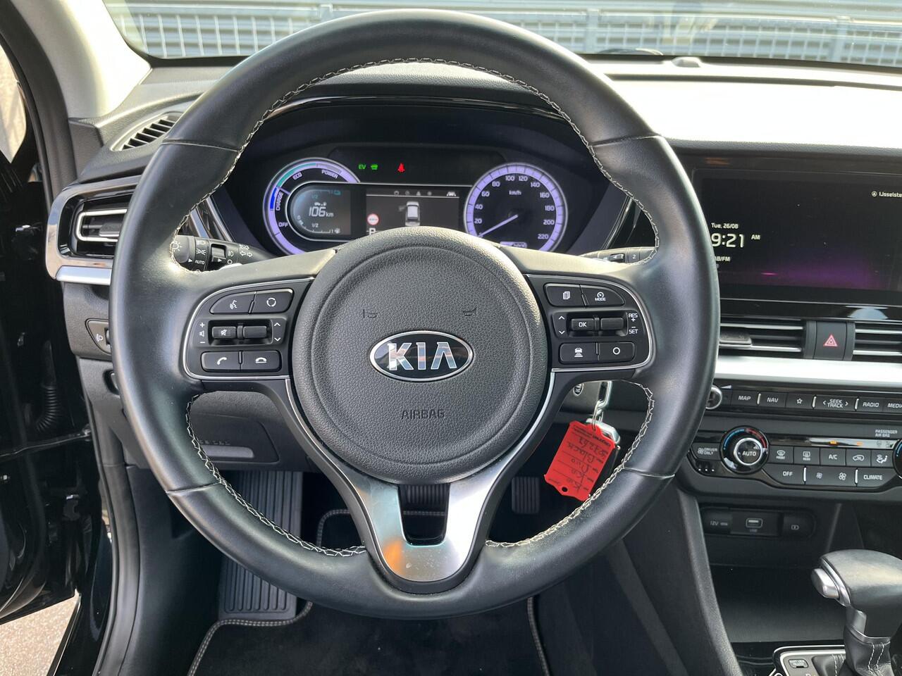 KIA Niro 1.6 GDi Hybrid DynamicLine ACHTERUITRIJCAMERA / HALF LEDER / NAVIGATIE