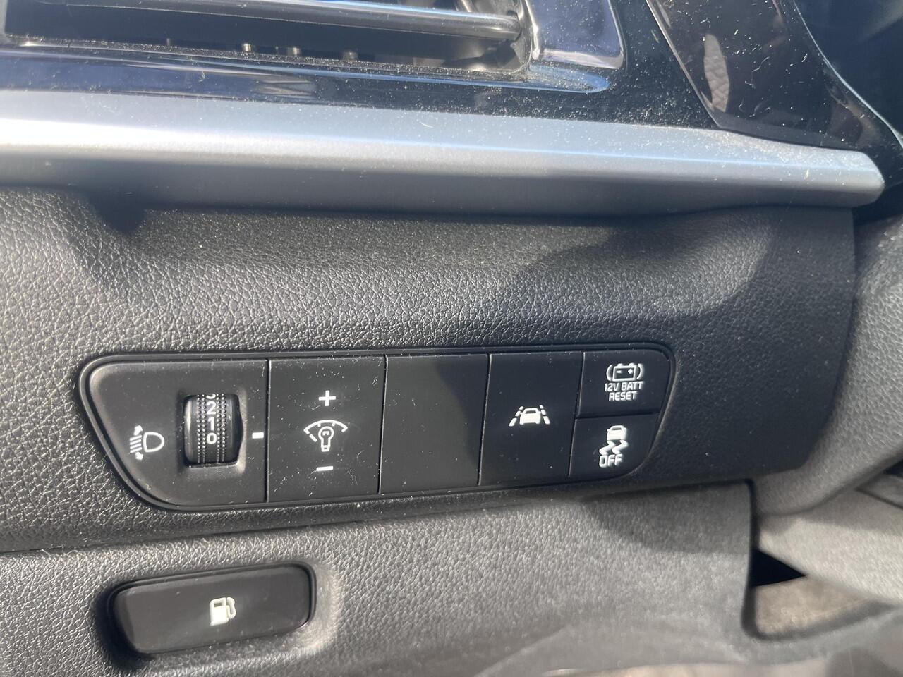 KIA Niro 1.6 GDi Hybrid DynamicLine Schuifdak|trekhaak|1ste eigenaar!