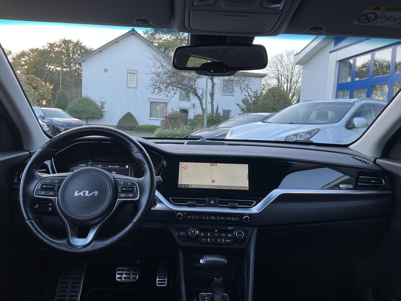 KIA Niro 1.6 GDi PHEV DynamicPlusLine | 10 jaar garantie, Digitaal Display, Dealer onderhouden, Parkeersensoren V+A, LED, 1e eigenaar, 1300kg trekgewicht, Fabrieksgarantie!