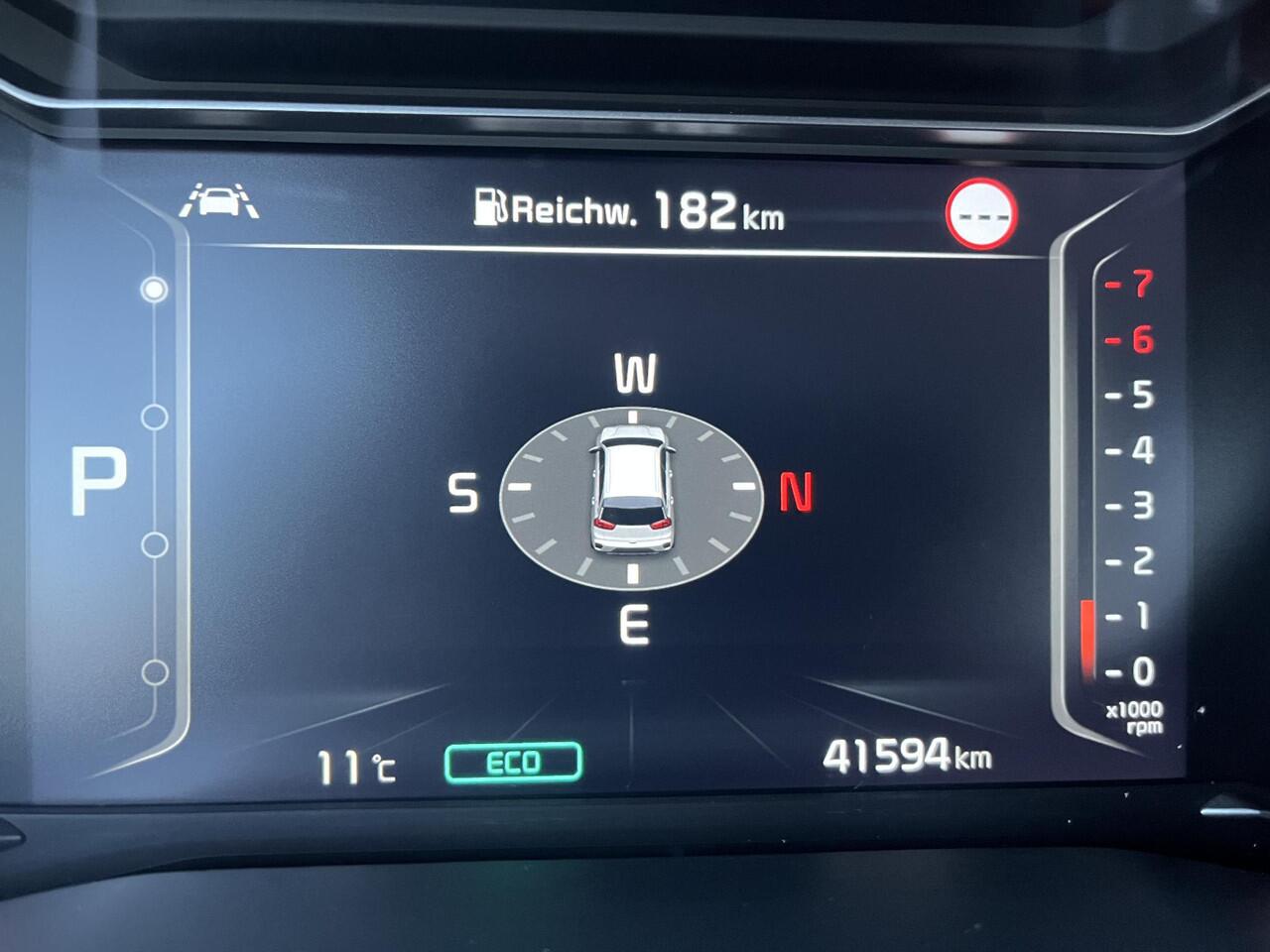 KIA Niro 1.6 GDi PHEV DynamicPlusLine | 10 jaar garantie, Digitaal Display, Dealer onderhouden, Parkeersensoren V+A, LED, 1e eigenaar, 1300kg trekgewicht, Fabrieksgarantie!