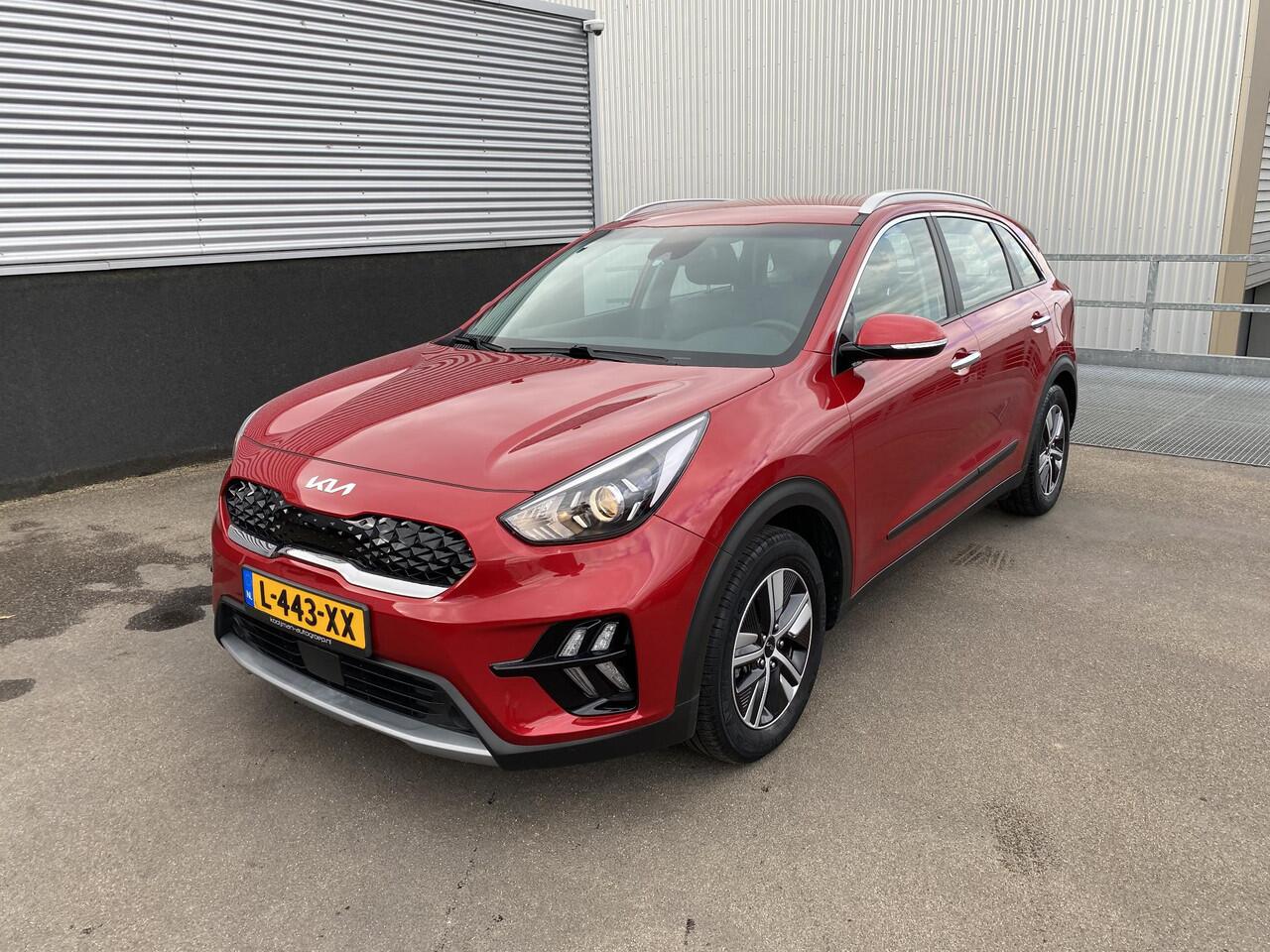 KIA Niro 1.6 GDi Hybrid DynamicLine Trekhaak, Nieuw geleverd, 1e eign. Dealeronderhouden, navigatie, Apple CarPlay/Android Auto, adaptieve cruise control, achteruitrij camera, automaat!