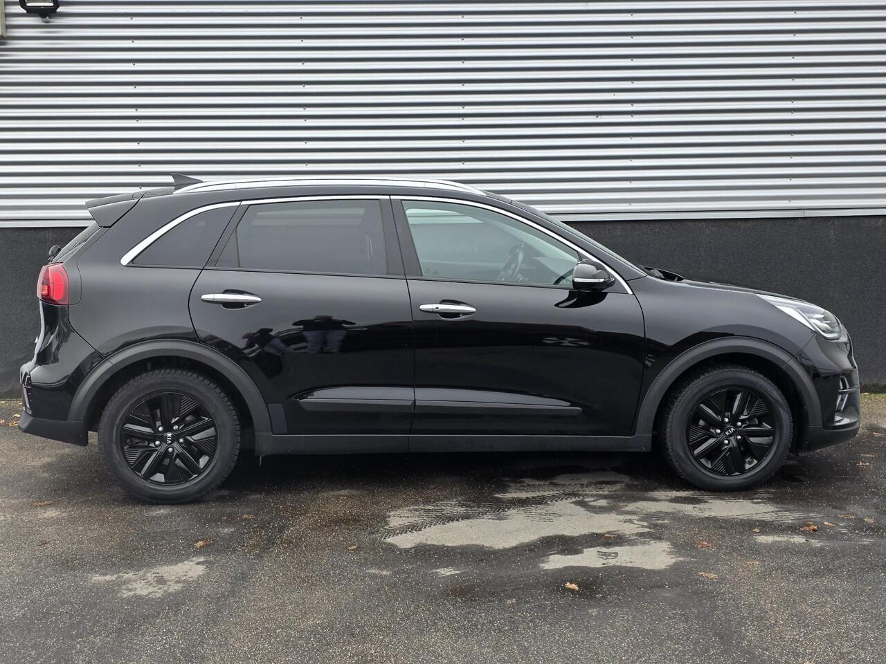 KIA Niro 1.6 GDi Hybrid DynamicPlusLine Navigatie, Lederen bekleding, Stoel- & Stuurwiel verwarmd, Dodehoekdetectie, Smart Key, Privacy Glass, Dealeronderhouden
