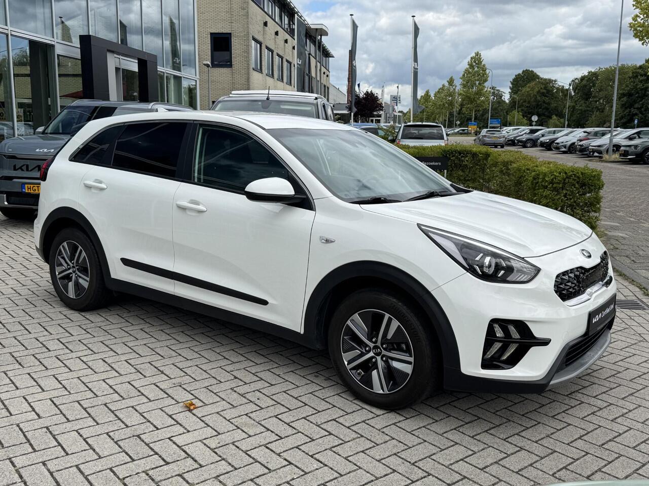 KIA Niro 1.6 GDi Hybrid ComfortLine Cruise control, achteruitrij camera, navigatie Apple CarPlay/Android Auto, automaat, hybride!