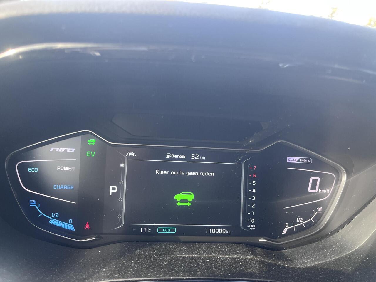 KIA Niro 1.6 GDi Hybrid DynamicLine | Schuifdak | Trekhaak | Navigatie | Apple CarPlay/Android Auto | Adaptieve cruise control | 1e eigenaar! Dealer onderhouden!!