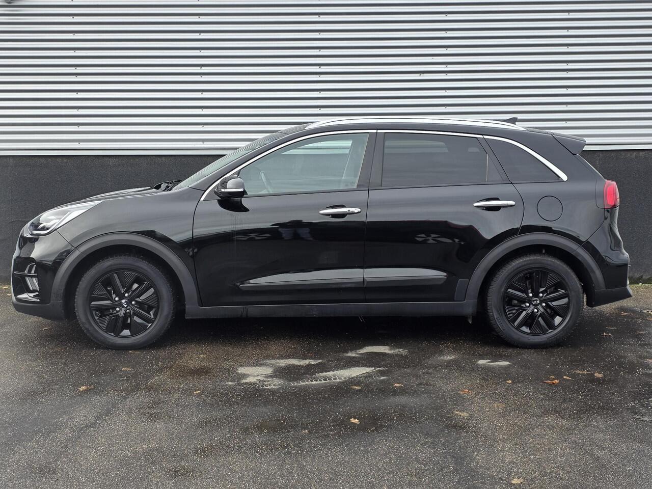 KIA Niro 1.6 GDi Hybrid DynamicPlusLine Navigatie, Lederen bekleding, Stoel- & Stuurwiel verwarmd, Dodehoekdetectie, Smart Key, Privacy Glass, Dealeronderhouden