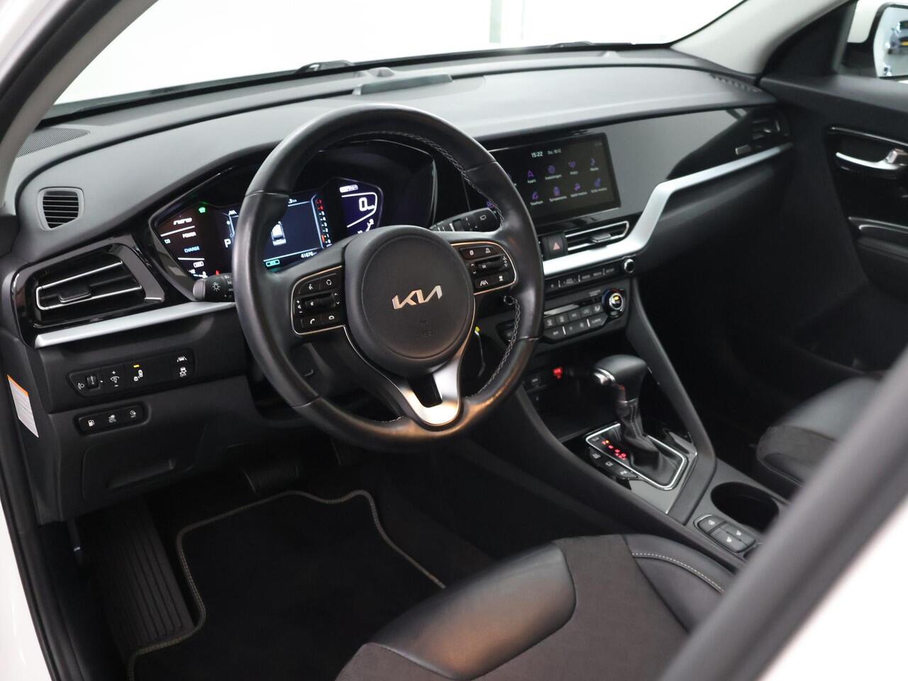 KIA Niro 1.6 GDi PHEV DynamicLine | Navigatie | Parkeercamera | Climate Control | Cruise Control Adaptief | Stoel/Stuurverwarming |