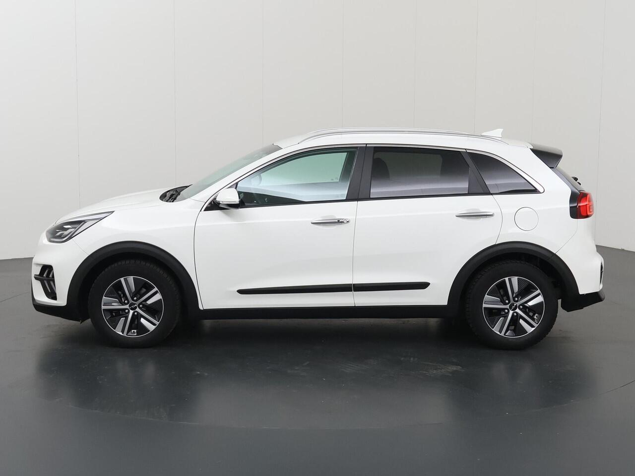 KIA Niro 1.6 GDi Hybrid DynamicPlusLine | Stoel/Stuurwielverwarming | Dodehoek Detectie | Keyless Go | Cruise Control Adaptief | Navigatie | Parkeercamera |