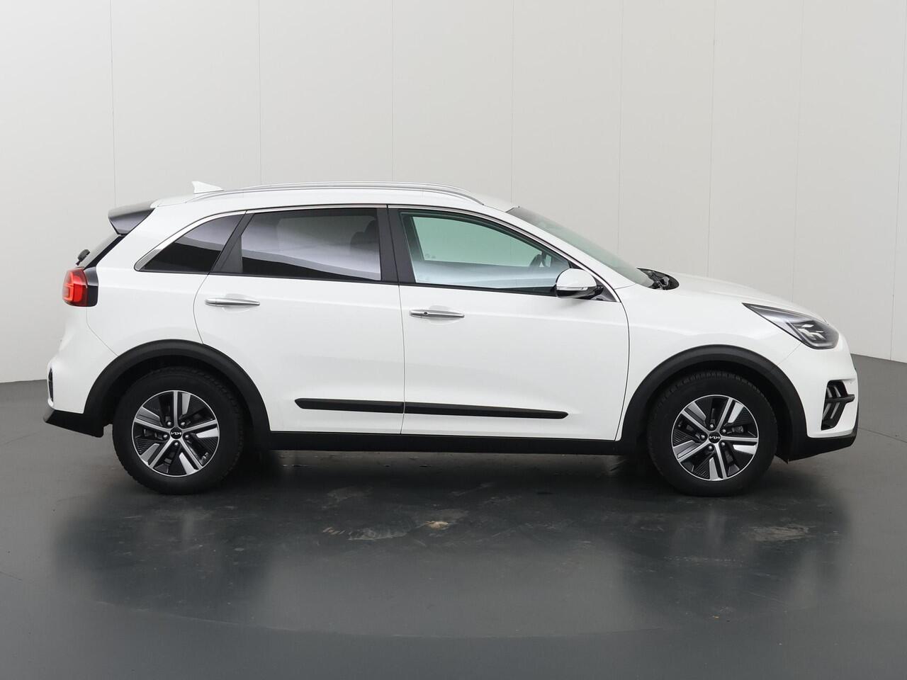 KIA Niro 1.6 GDi Hybrid DynamicPlusLine | Stoel/Stuurwielverwarming | Dodehoek Detectie | Keyless Go | Cruise Control Adaptief | Navigatie | Parkeercamera |