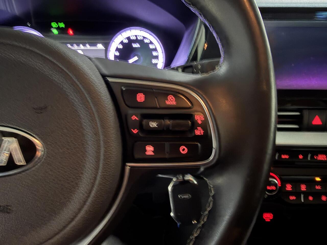 KIA Niro 1.6 GDi Hybrid DynamicLine Trekhaak, Apple Carplay/Android Auto, Navigatie, Camera.