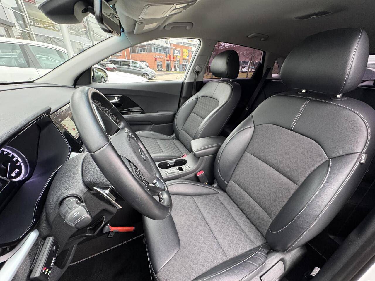 KIA Niro 1.6 GDi Hybrid DynamicLine Trekhaak, Adaptieve Cruise Control, Eerste Eigenaar, Apple Carplay/Android Auto, Enz...