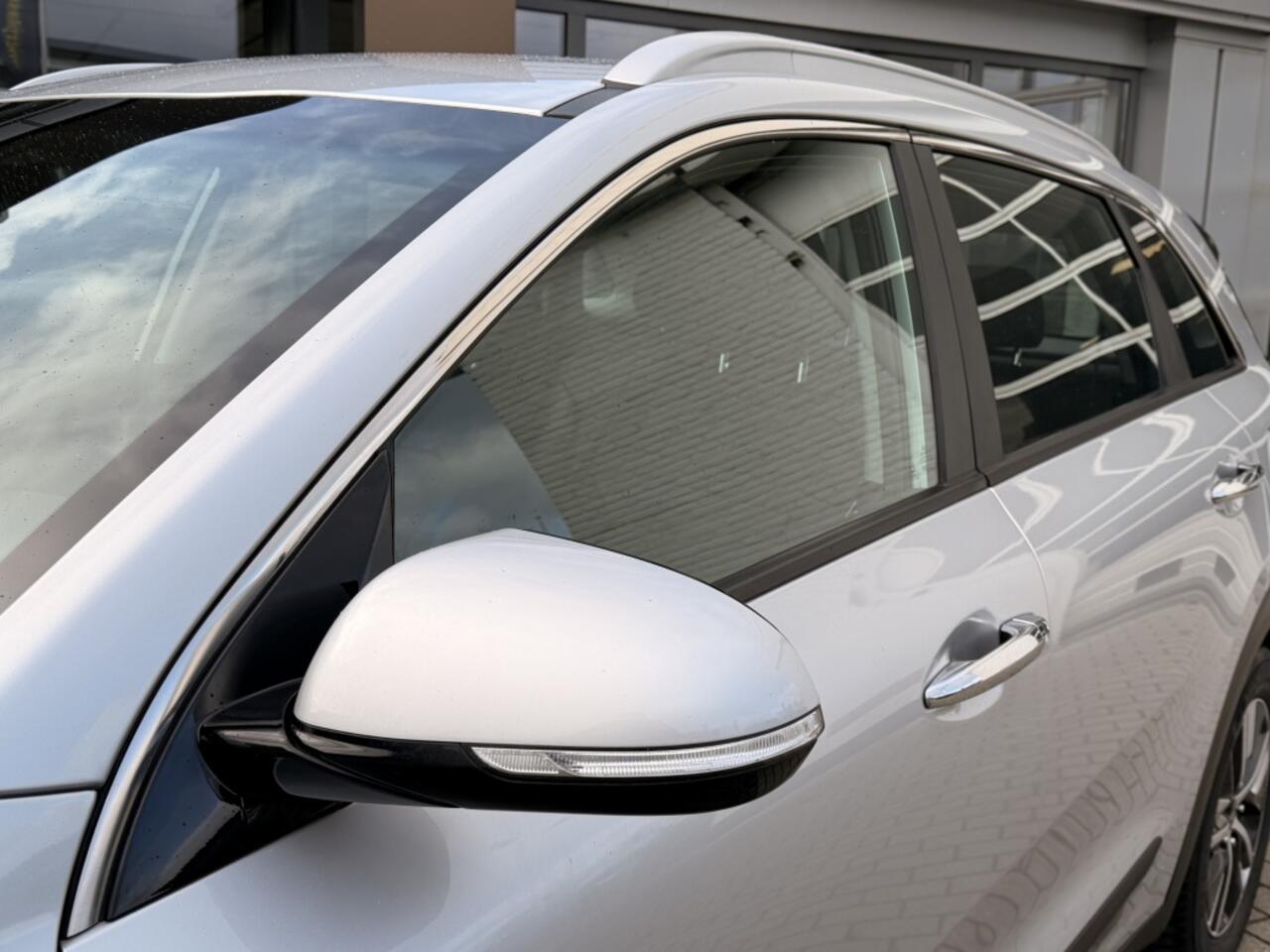 KIA Niro 1.6 GDi HEV DynamicLine | Navigatie | Camera | 1e eigenaar