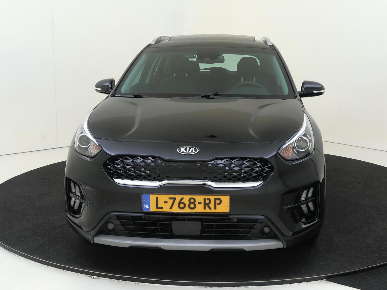 KIA Niro 1.6 GDi Hybrid DynamicLine 140PK | Navigatie | Apple Carplay | Elektrisch schuifdak | Camera | Trekhaak | Climate control |