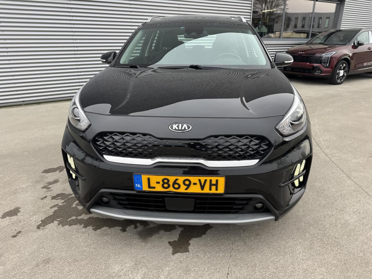 KIA Niro 1.6 GDi Hybrid DynamicLine Sunroof | 18 inch | Trekhaak | NW door ons geleverd & Onderhouden