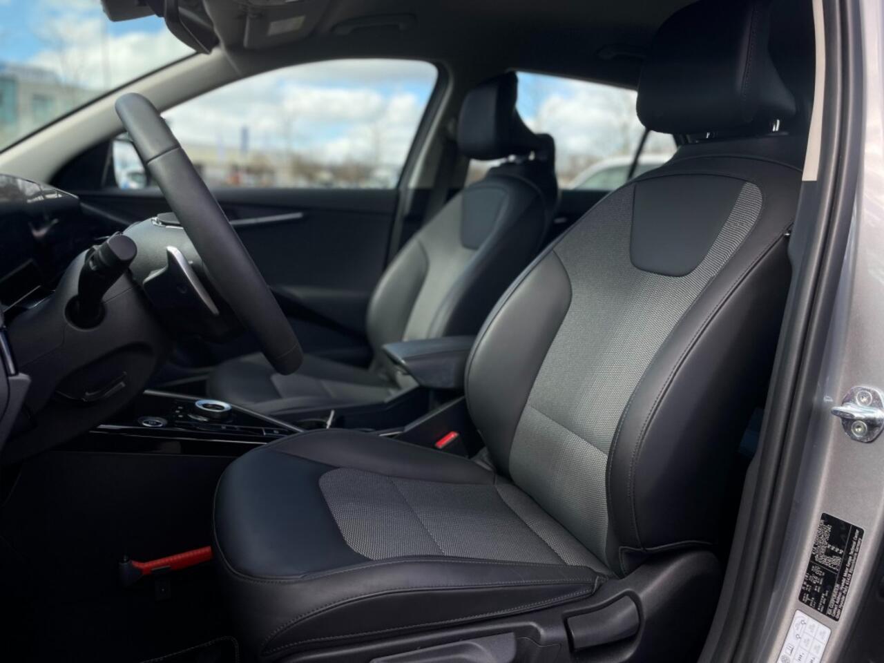 KIA Niro Kia Niro 1.6 GDi HYBRIDE DYNAMIC LINE TERKHAAK CAMERA PDC V/A