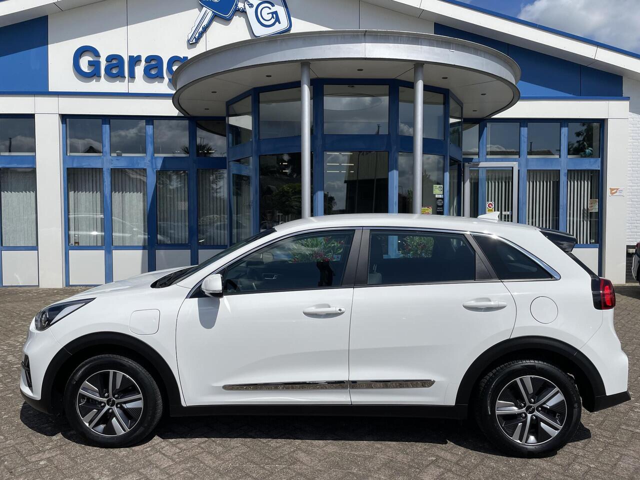 KIA Niro 1.6 GDi PHEV DynamicLine | 10 jaar garantie, 1e eigenaar, Dealer onderhouden, Apple CarPlay / Android Auto, Adapt. Cruise Control, 1300kg trekgewicht, weinig km!