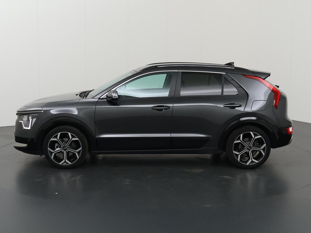 KIA Niro 1.6 GDi Hybrid DynamicLine Edition | 18" lichtmetalen velgen | Navigatie | Parkeercamera | Climate Control | Keyless |